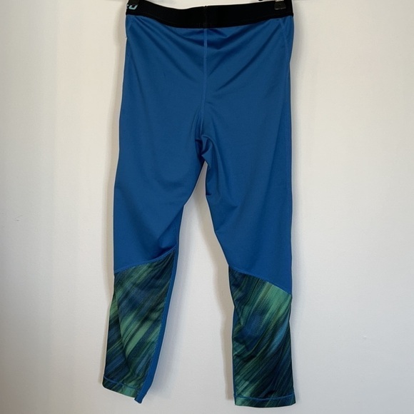 Nike Dri-Fit Pro Size Small​​​​ - Picture 5 of 9